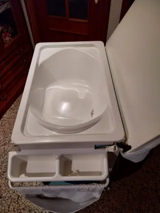 Cambiador bañera bebé madera azul y blanco