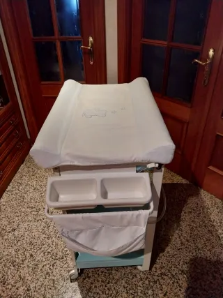 Cambiador bañera bebé madera azul y blanco