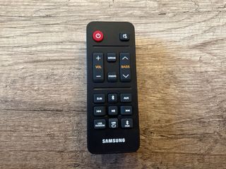 Barra de Sonido Samsung HW-T400 Negra