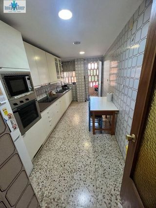 Piso en venta en Hospital - Parque sur en Albacete