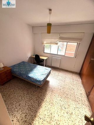 Piso en venta en Hospital - Parque sur en Albacete