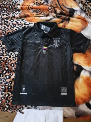 Camiseta Selección Ecuador Marathon Negra