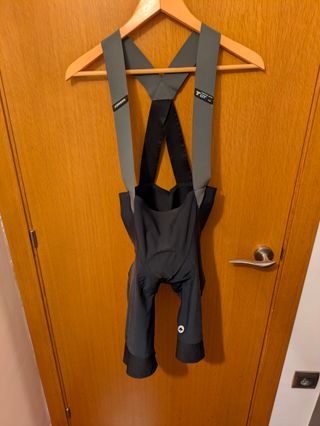 Conjunto ASSOS talla M