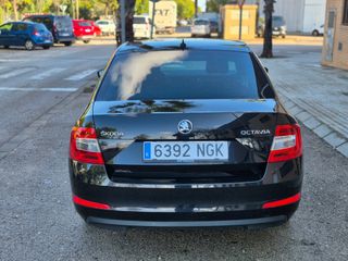 Skoda Octavia 2015 DSG 1.6 TDI