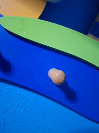 Perchero infantil de madera temático