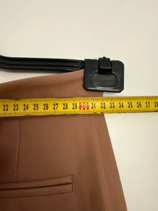 Pantalones beige/marrón