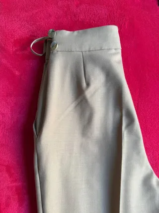 Pantalones beige/marrón