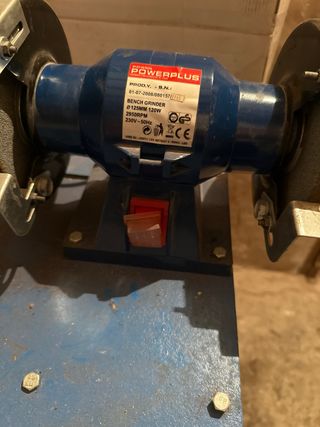 Lijadora de banco Powerplus 125mm