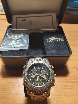 Reloj Lotus Cronógrafo Alarma Titanio Oro Plata