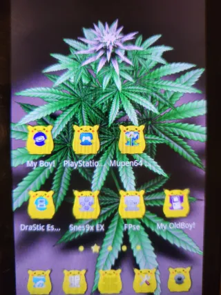 Sony Xperia Play + Accesorios