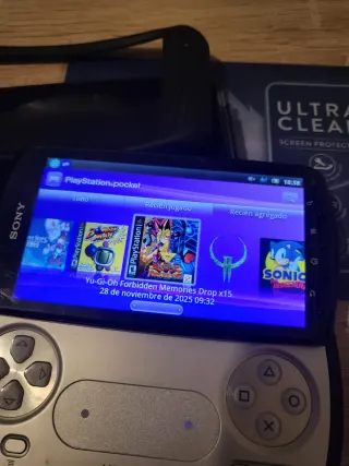 Sony Xperia Play + Accesorios