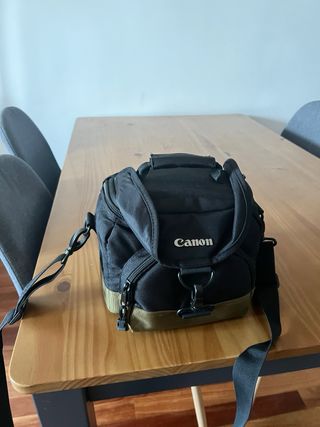 Cámara Canon EOS 1300D Negra