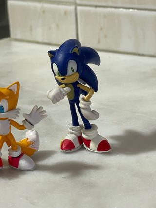 Figuras Sonic, Tails e Knuckles