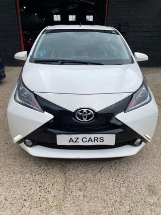 IMPECABLE!!! TOYOTA AYGO XPLAY 5 PUERTAS