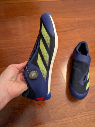 Zapatillas ciclismo ADIDAS BOA talla 45 1/3