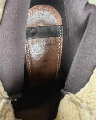 Stivaletti marroni con tacco e pelliccia