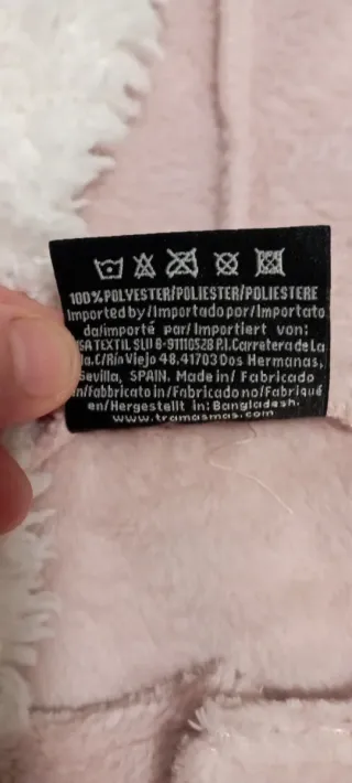 Batamanta terciopelo rosa palo con capucha