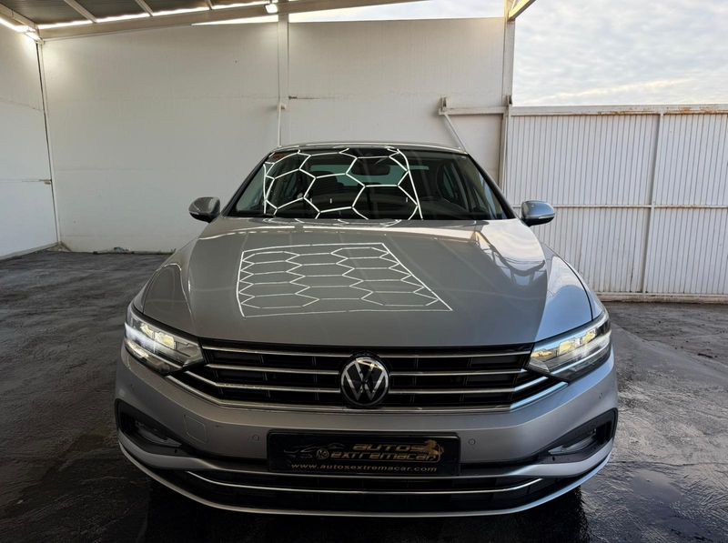 Volkswagen Passat Excecutive 1.6 TDI 2021, foto 2