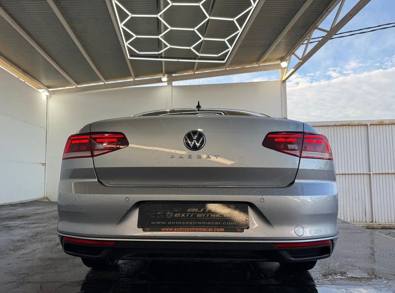 Volkswagen Passat Excecutive 1.6 TDI 2021, foto 27