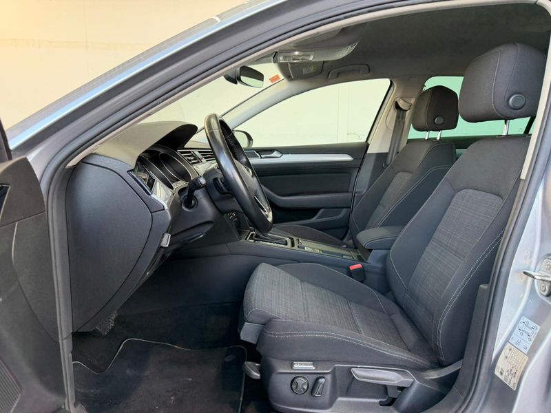 Volkswagen Passat Excecutive 1.6 TDI 2021, foto 30