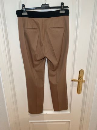 Pantalón beige Zara mujer Talla L