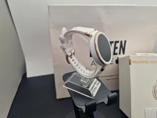 HUAWEI GT5 PRO DORADO GARANTIA CAMBIO