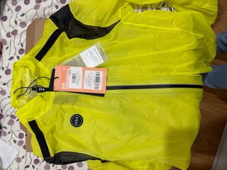 Chaqueta Gobik Pluvia Unisex Con etiqueta.TALLA M