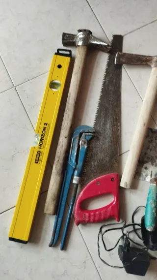 Lotto attrezzi da lavoro