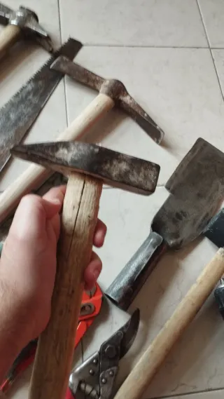 Lotto attrezzi da lavoro