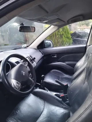 Peugeot 4007 2008 NEGOCIABLE