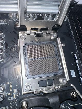 Placa Base MSI B850 Gaming Plus WiFi (Leer desc)