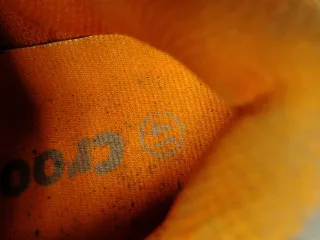 Zapatillas Croon Grises y Naranjas