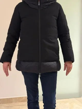 Anorak negro sin estrenar