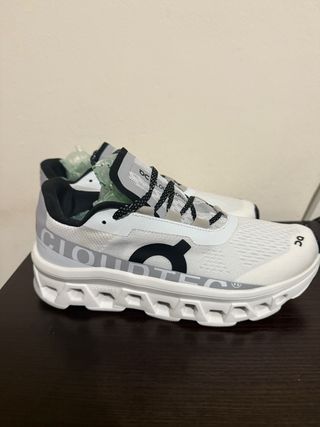 Zapatillas On Running Cloudtec Blancas/Grises