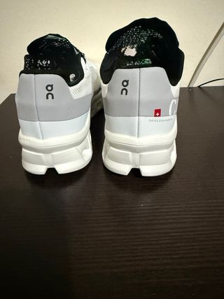 Zapatillas On Running Cloudtec Blancas/Grises