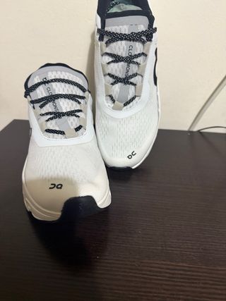 Zapatillas On Running Cloudtec Blancas/Grises