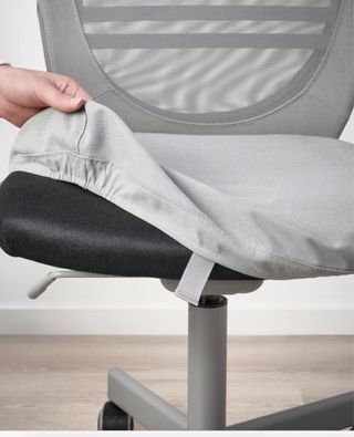 Silla de oficina Ikea con ruedas gris