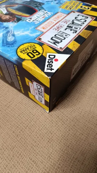 Escape Room The Game: Family Edition