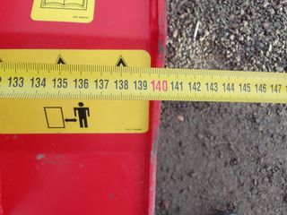 TRITURADORA DE MARTILLO AGRIC TR-140 DESPLAZABLE.