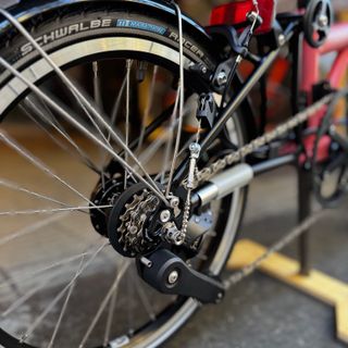 Brompton C-Line Explore M12L Flamingo Pink / Black