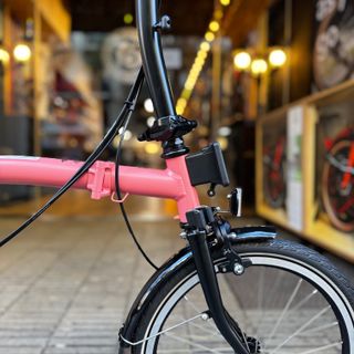 Brompton C-Line Explore M12L Flamingo Pink / Black