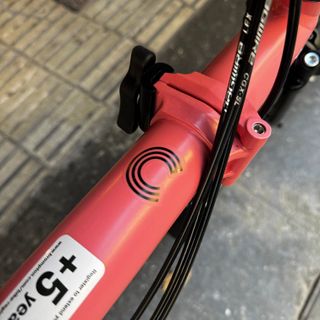 Brompton C-Line Explore M12L Flamingo Pink / Black