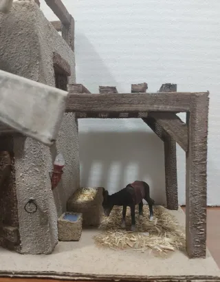 Molino Artesanal Establo Gallinero Figura 12cm