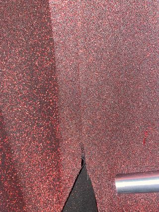 Vestido rojo largo brillante elegante