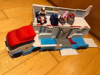 Camión Patrulla Canina con Figuras