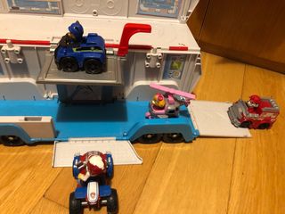 Camión Patrulla Canina con Figuras