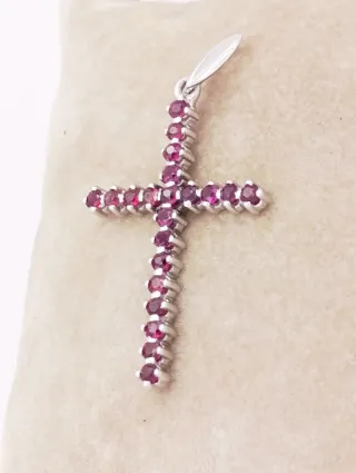 Colgante Cruz en Oro 18k con rubíes