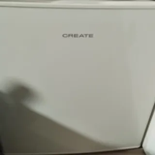 Nevera mini bar CREATE poco uso