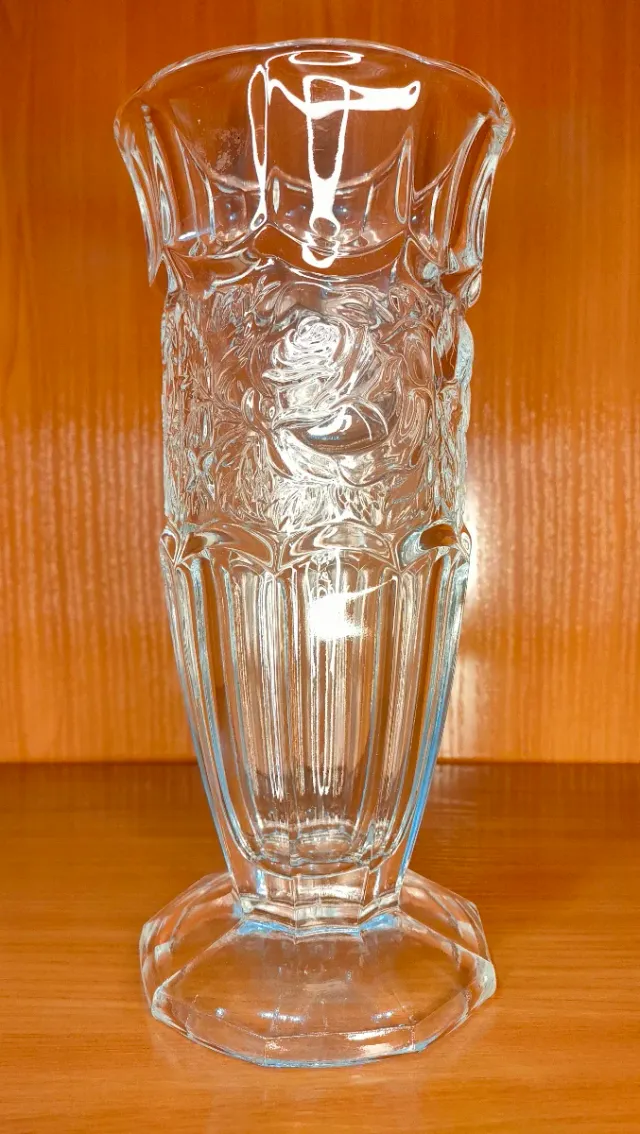 Vaso per Fiori in Cristallo Intagliato e Lavorato 640513971