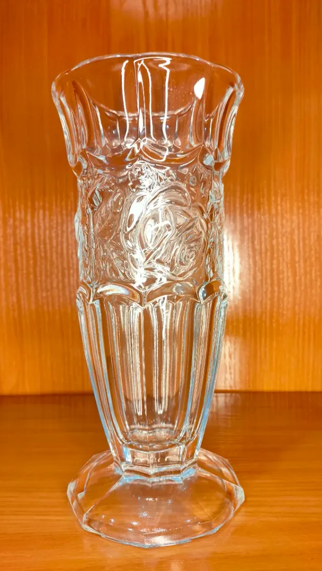 Vaso per Fiori in Cristallo Intagliato e Lavorato 640513971
